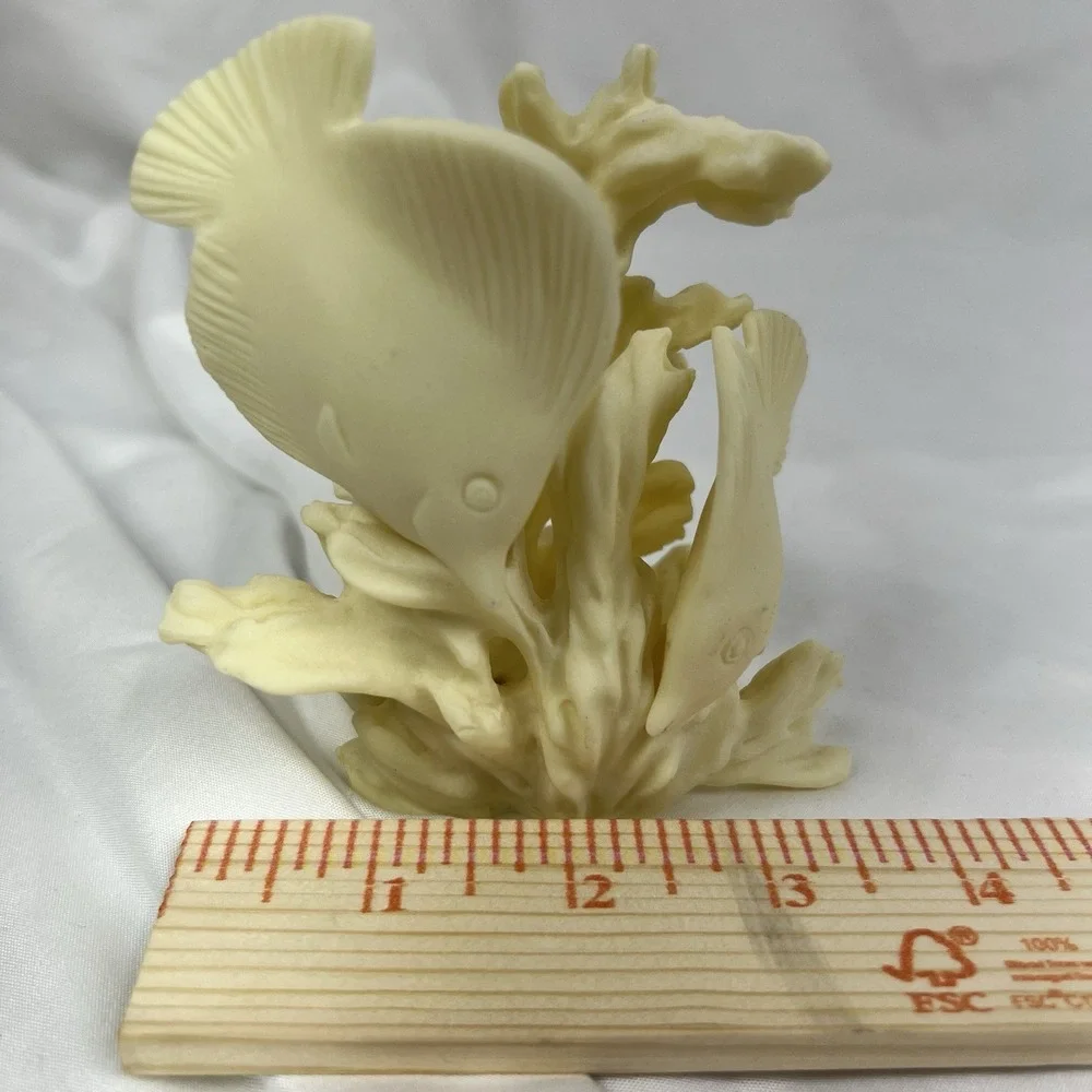 Vintage Style Cream Fish Coral Figurine Coastal‎ Nautical Beach House Decor